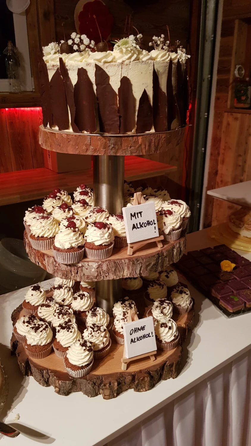 Hochzeitstorte von Länngestadl